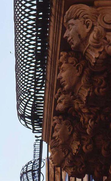 89-Noto,22 aprile 2000.jpg